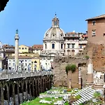 Cozy Apartment Fabia 300 Mt From Colosseum